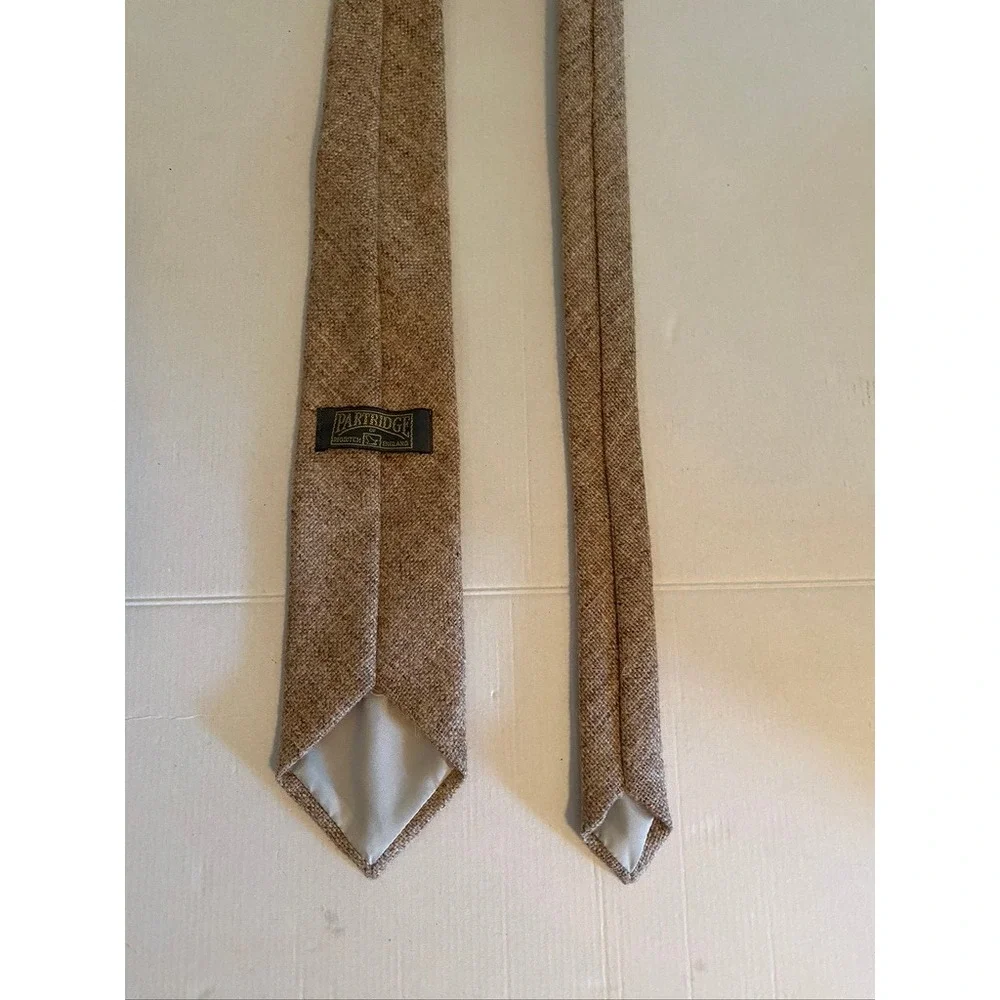 Partridge of Redditch England Mens Tan Brown Tweed Wool Blend Necktie 3.25 Inch